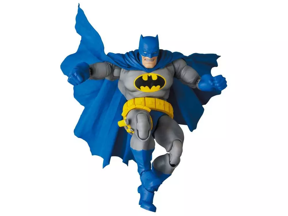 Medicom Toy Mafex No. 139 DC Comics Batman: The Dark Knight Returns Batman (Blue Ver.) And Robin 2-Pack Action Figure Medicom 6 Medicom Toy Mafex No. 139 DC Comics Batman: The Dark Knight Returns Batman (Blue Ver.) And Robin 2-Pack Action Figure Medicom