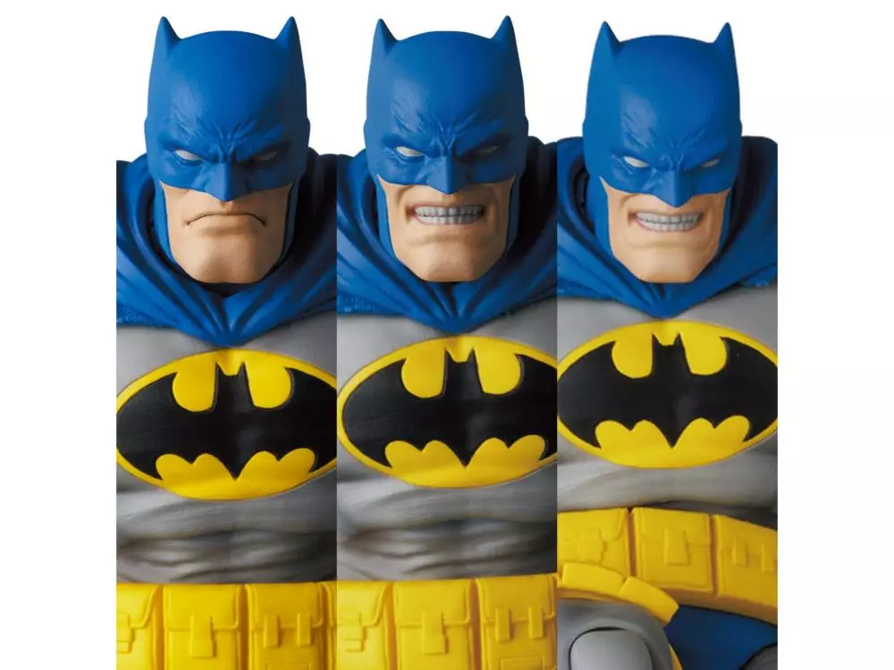 Medicom Toy Mafex No. 139 DC Comics Batman: The Dark Knight Returns Batman (Blue Ver.) And Robin 2-Pack Action Figure Medicom 9 Medicom Toy Mafex No. 139 DC Comics Batman: The Dark Knight Returns Batman (Blue Ver.) And Robin 2-Pack Action Figure Medicom